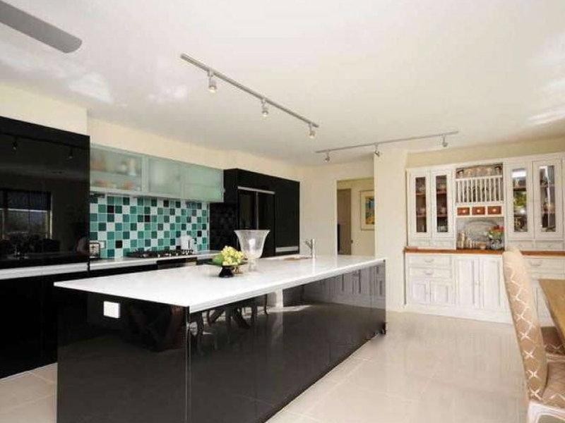 52 Martingale Circuit CLEAR ISLAND WATERS 4226, Clear Island Waters QLD 4226