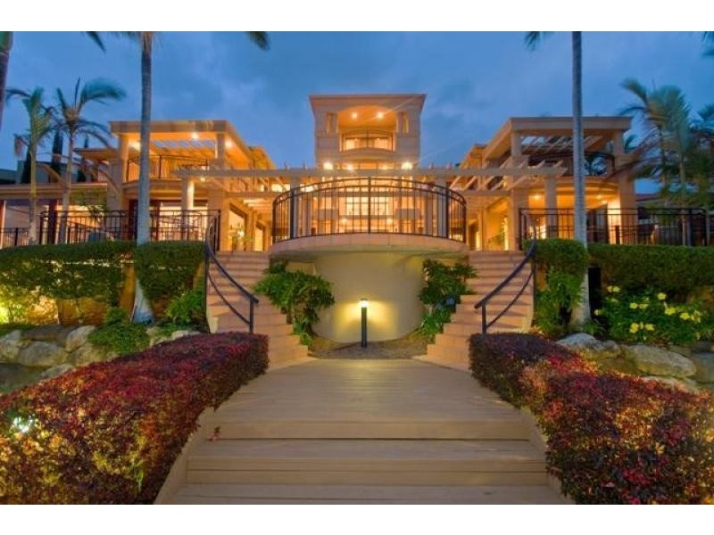 41 Istana View CLEAR ISLAND WATERS 4226, Clear Island Waters QLD 4226