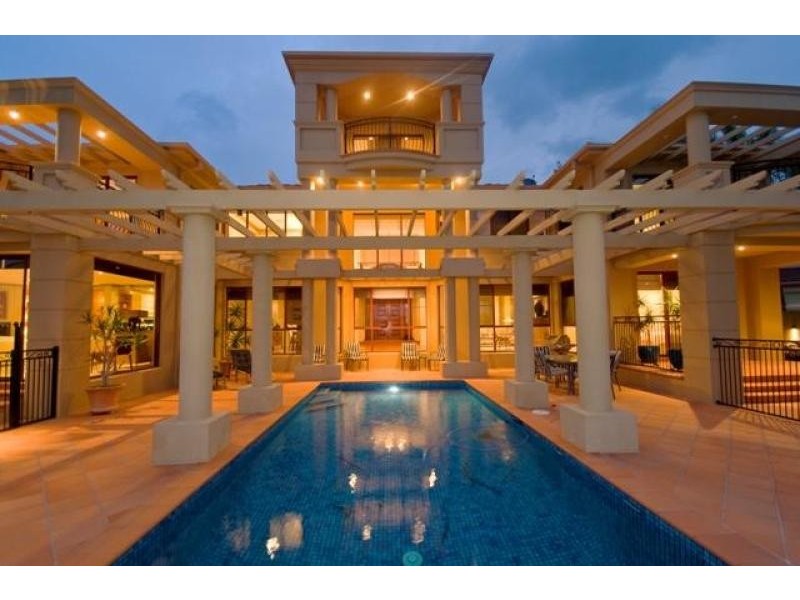 41 Istana View CLEAR ISLAND WATERS 4226, Clear Island Waters QLD 4226