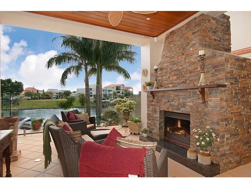 37 Istana View CLEAR ISLAND WATERS 4226, Clear Island Waters QLD 4226