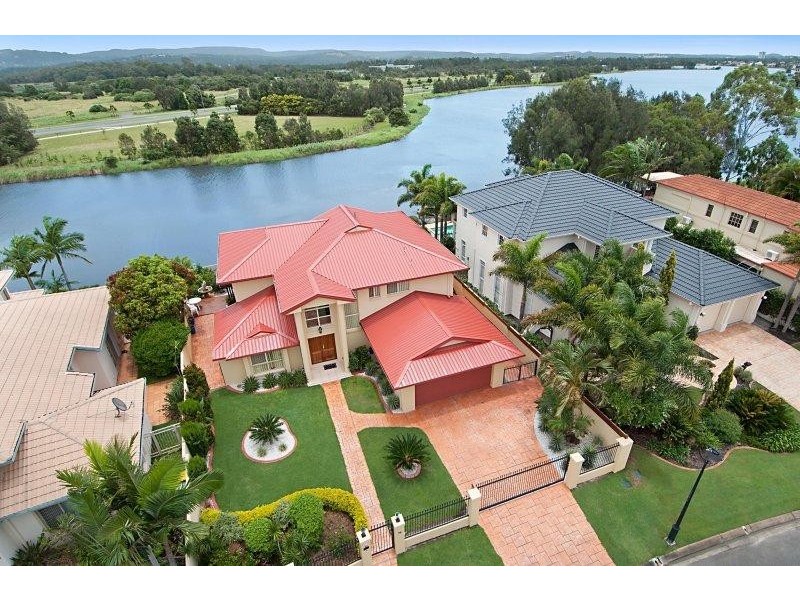 58 Martingale Circuit CLEAR ISLAND WATERS 4226, Clear Island Waters QLD 4226