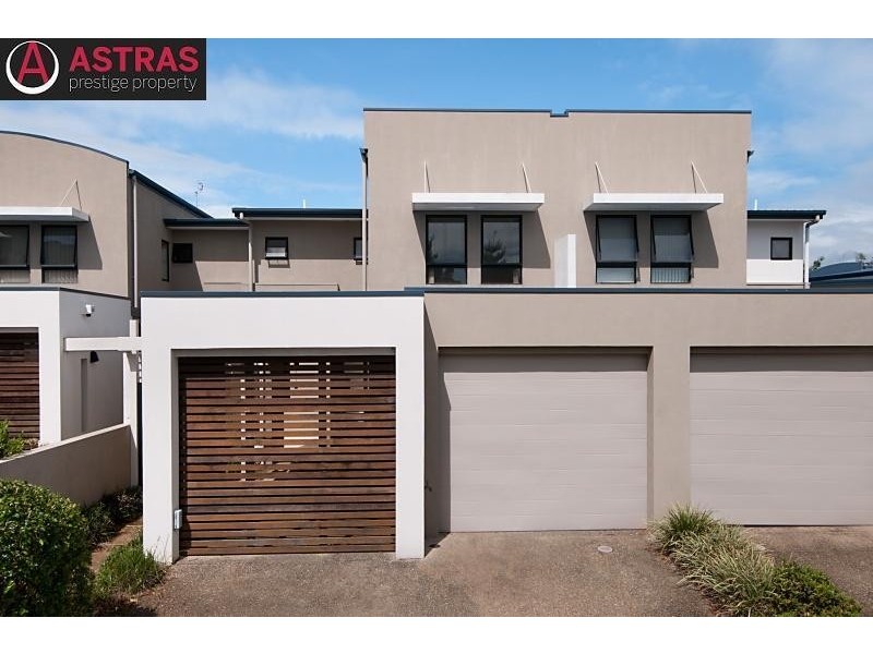 19 Riverwalk Avenue ROBINA 4226, Robina QLD 4226