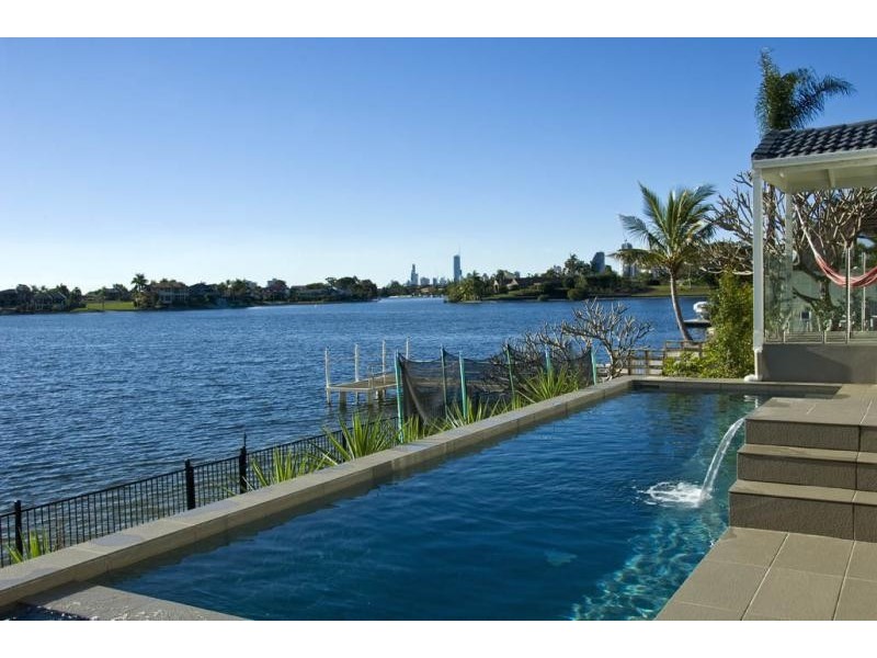 78 Oceanic Drive MERMAID WATERS 4218, Mermaid Waters QLD 4218