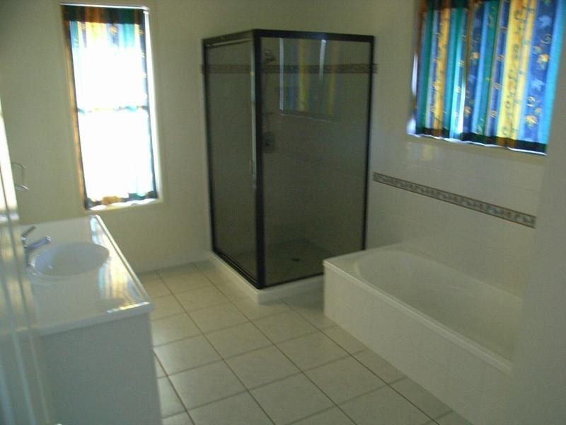 Maaroom QLD 4650