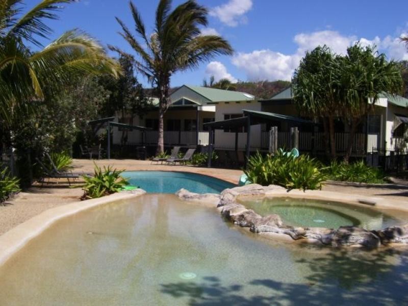 16 & 17 Williams  Avenue, Fraser Island QLD 4581