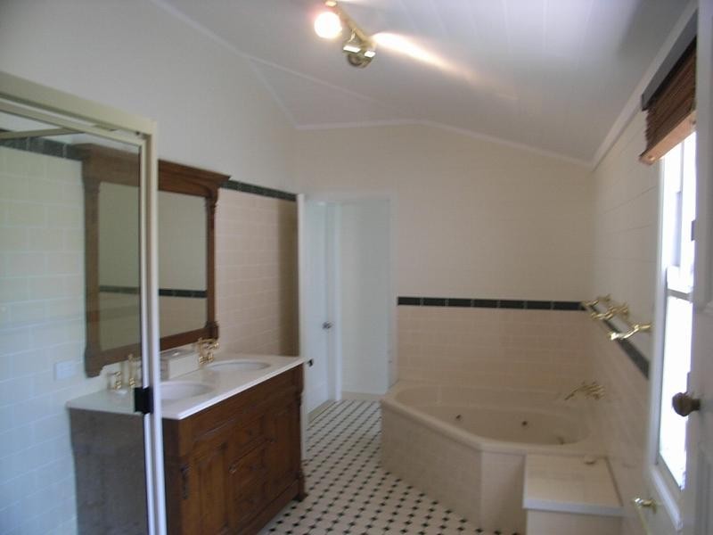 35 Churchill Street MARYBOROUGH 4650, Maryborough QLD 4650