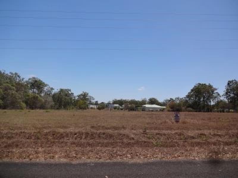 27 Boundary Road, Oakhurst QLD 4650