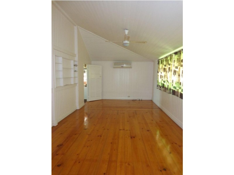 150 Arnaud  Street, Granville QLD 4650