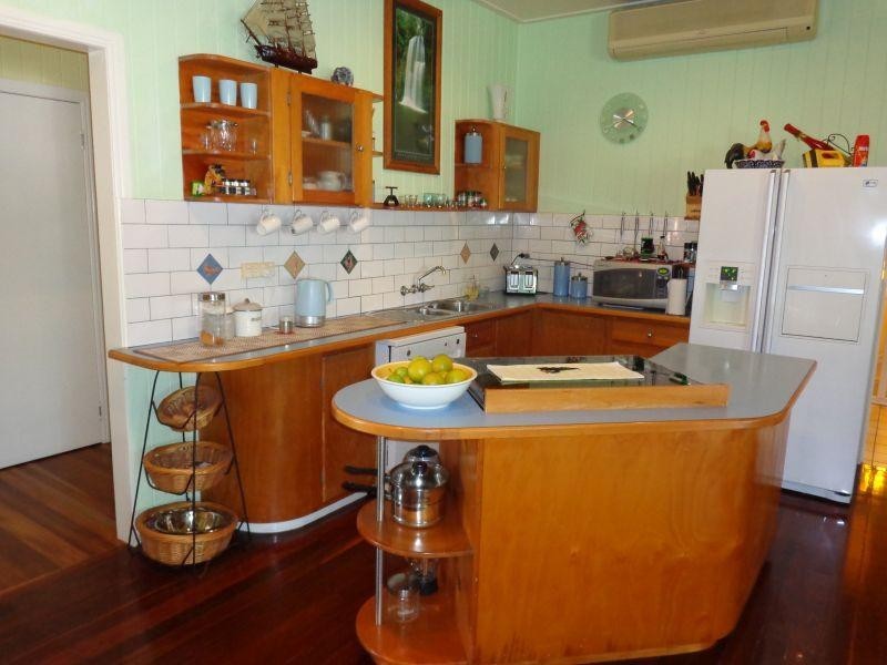Urangan QLD 4655