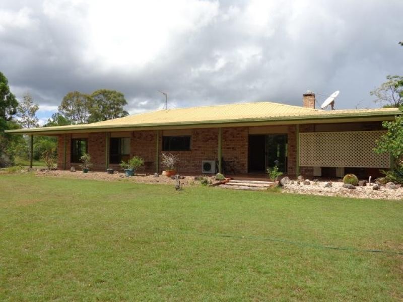38 Pioneer Road, Grahams Creek QLD 4650