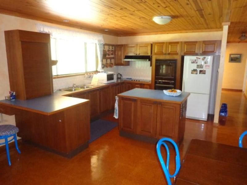 38 Pioneer Road, Grahams Creek QLD 4650