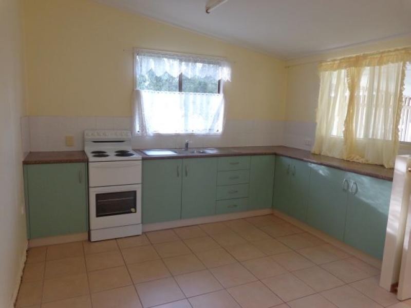 55 Vaughan Street, Aldershot QLD 4650