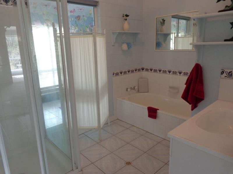 402 Nerada  Road, Tinana South QLD 4650