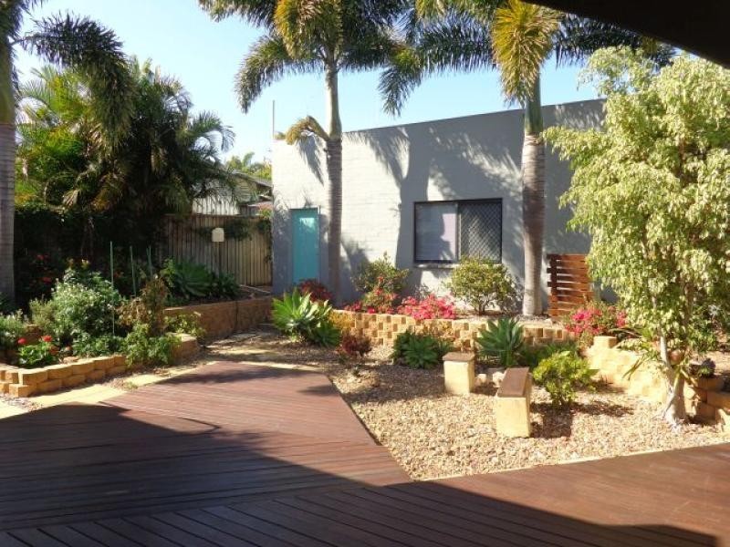 86 Christensen Street, Urraween QLD 4655