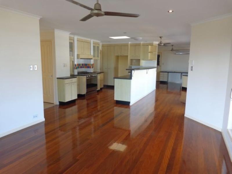 86 Christensen Street, Urraween QLD 4655