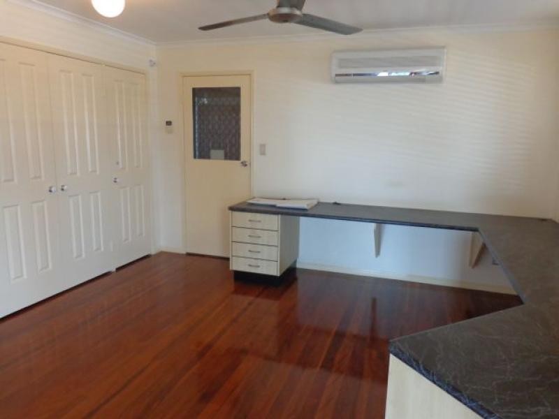 86 Christensen Street, Urraween QLD 4655