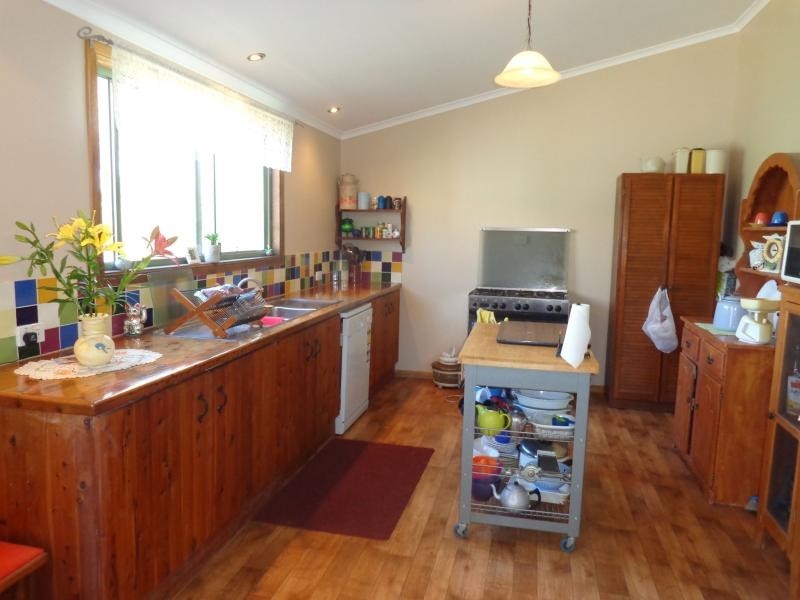 9 Leah Drive, Oakhurst QLD 4650