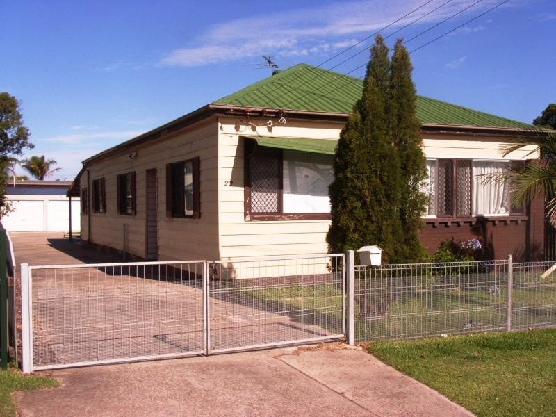 22  Henry  Street BELMONT 2280, Belmont NSW 2280