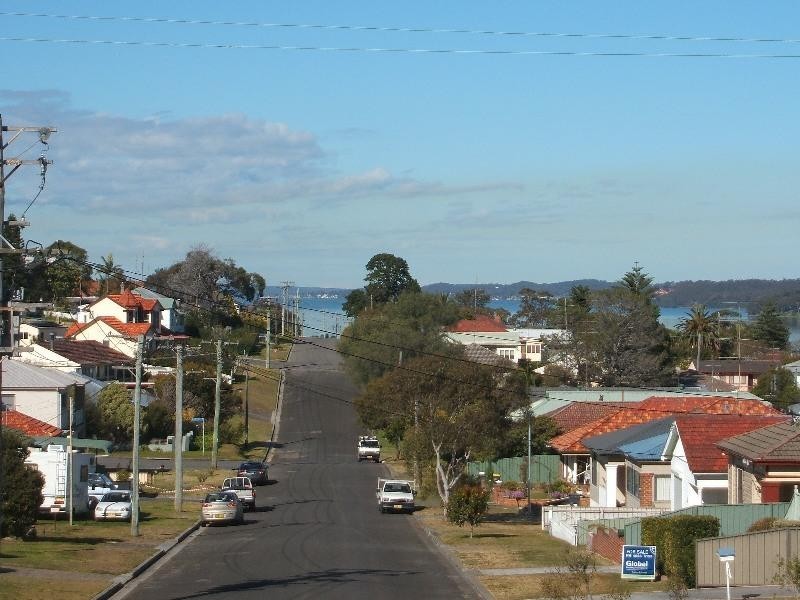 13 Council Street SPEERS POINT 2284, Speers Point NSW 2284