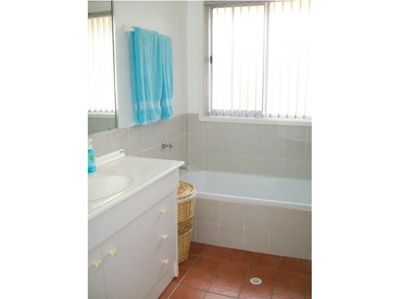 9 Piccadilly Close VALENTINE 2280, Valentine NSW 2280