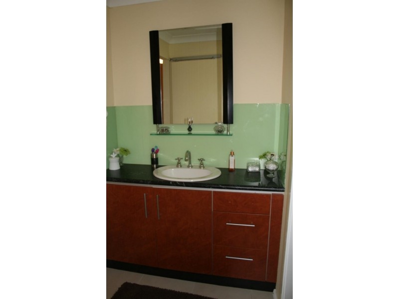 42 Tulloch Avenue MARYLAND 2287, Maryland NSW 2287