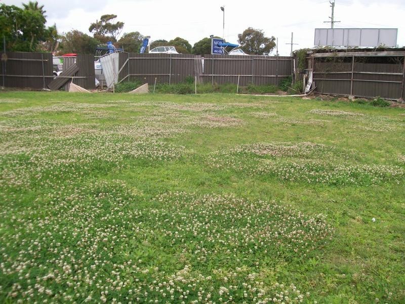 1  York  Crescent BELMONT NORTH 2280, Belmont North NSW 2280