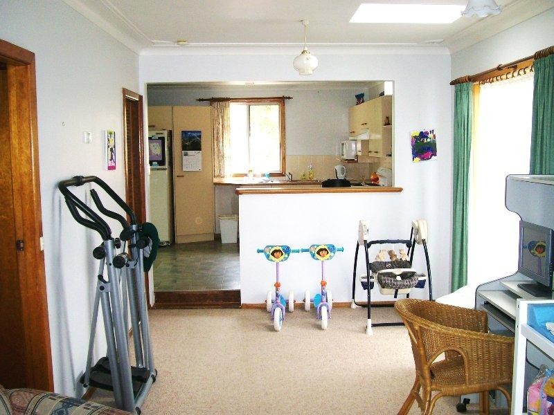 43 Fairfax Road WARNERS BAY 2282, Warners Bay NSW 2282