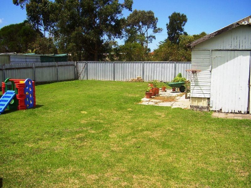 18 Maurie  Avenue WARNERS BAY 2282, Warners Bay NSW 2282
