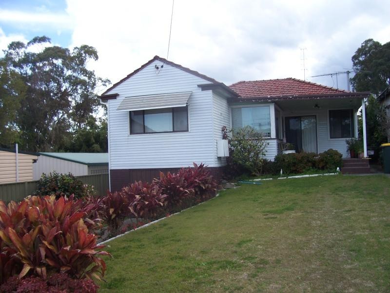 31 Pearce Street BELMONT 2280, Belmont NSW 2280