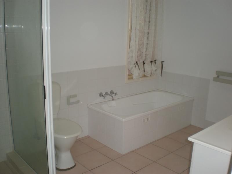 7 Genoa Close BELMONT 2280, Belmont NSW 2280