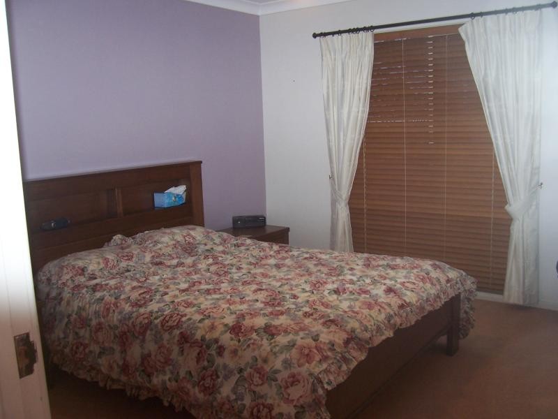 9 Woodside  Drive ELEEBANA 2282, Eleebana NSW 2282