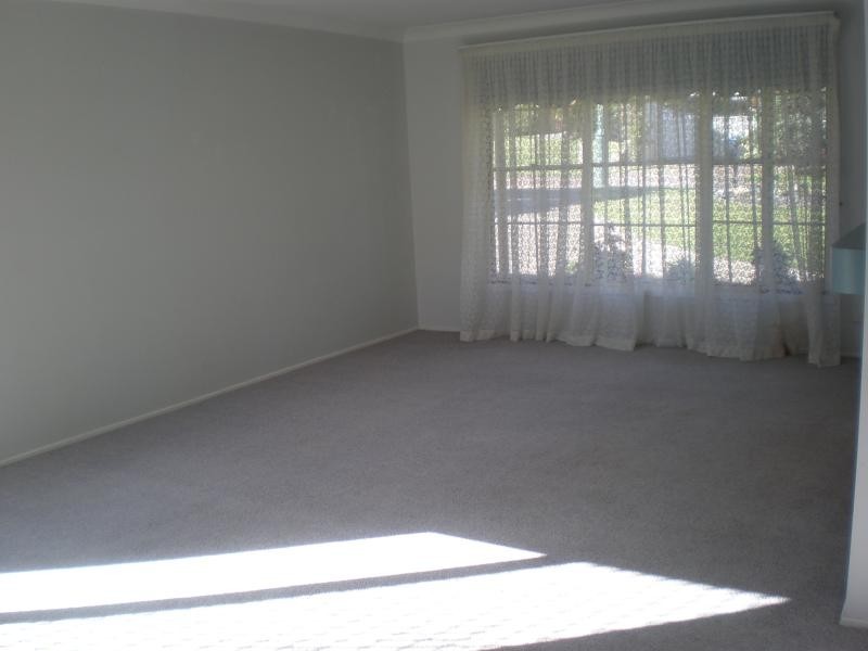 8 Kirkland Close LAKELANDS 2282, Lakelands NSW 2282