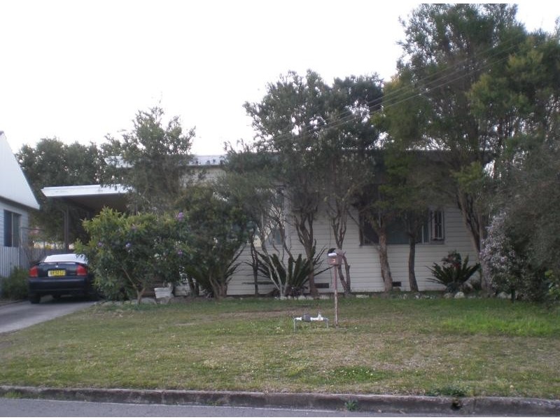 13 Seaman Avenue WARNERS BAY 2282, Warners Bay NSW 2282