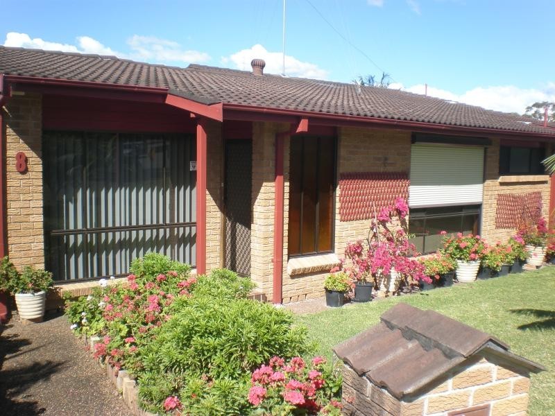 8 Parklea Avenue CROUDACE BAY 2280, Croudace Bay NSW 2280