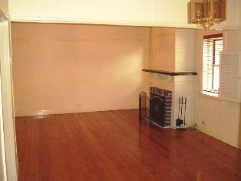 9 Bellevue  Road BELMONT 2280, Belmont NSW 2280