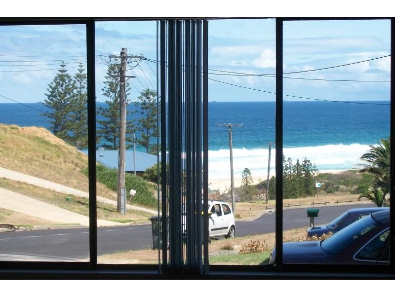 5 Ebsworth Street REDHEAD 2290, Redhead NSW 2290