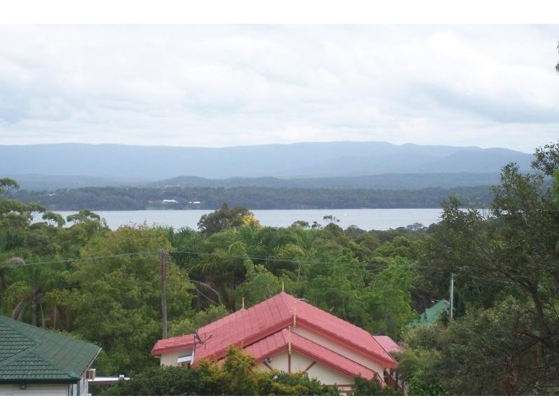 26 Marlin  Avenue FLORAVILLE 2280, Floraville NSW 2280