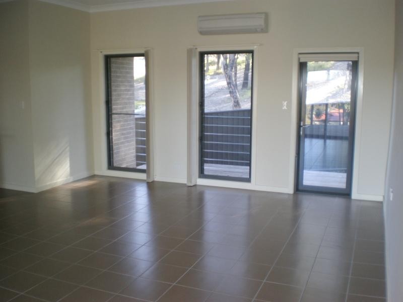 59 Lawson  Road MACQUARIE HILLS 2285, Macquarie Hills NSW 2285