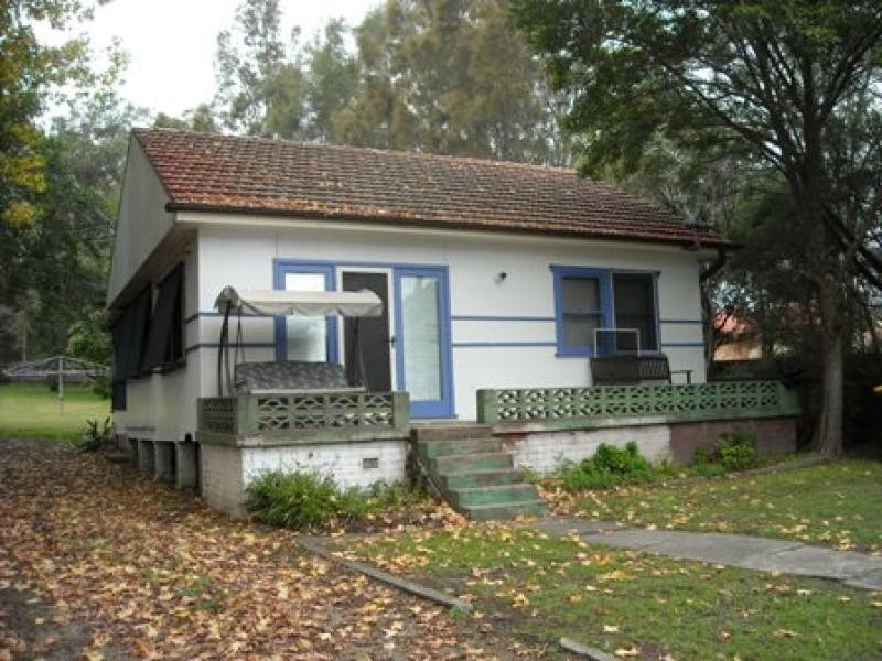 6 Linden Avenue ELEEBANA 2282, Eleebana NSW 2282