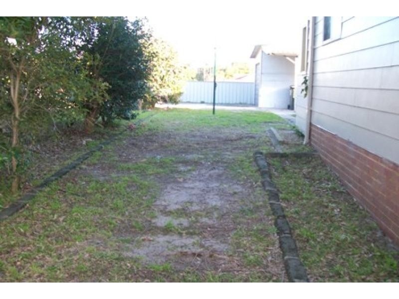 21 Harry Street BELMONT SOUTH 2280, Belmont South NSW 2280