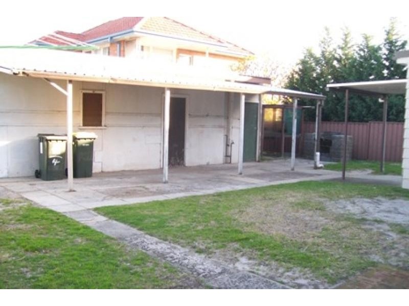 21 Harry Street BELMONT SOUTH 2280, Belmont South NSW 2280