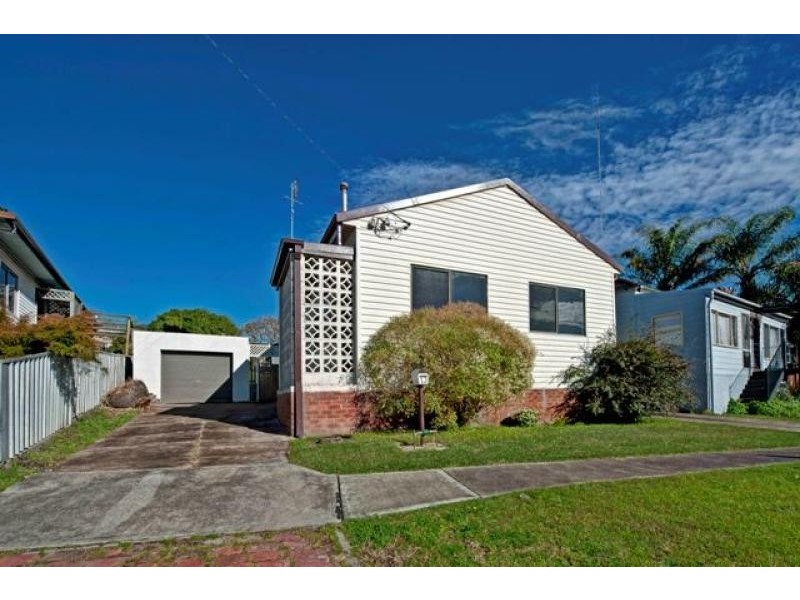 12 Lewers Street BELMONT 2280, Belmont NSW 2280