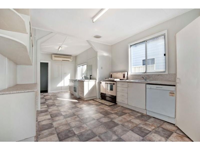 12 Lewers Street BELMONT 2280, Belmont NSW 2280