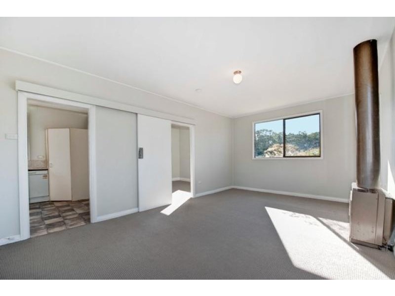 12 Lewers Street BELMONT 2280, Belmont NSW 2280