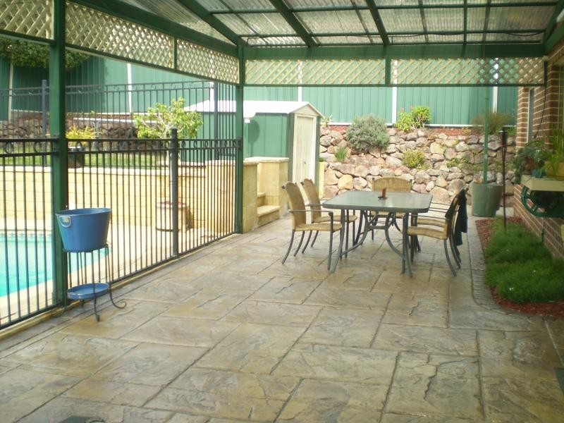 15  Candlebark Way NEW LAMBTON HEIGHTS 2305, New Lambton Heights NSW 2305