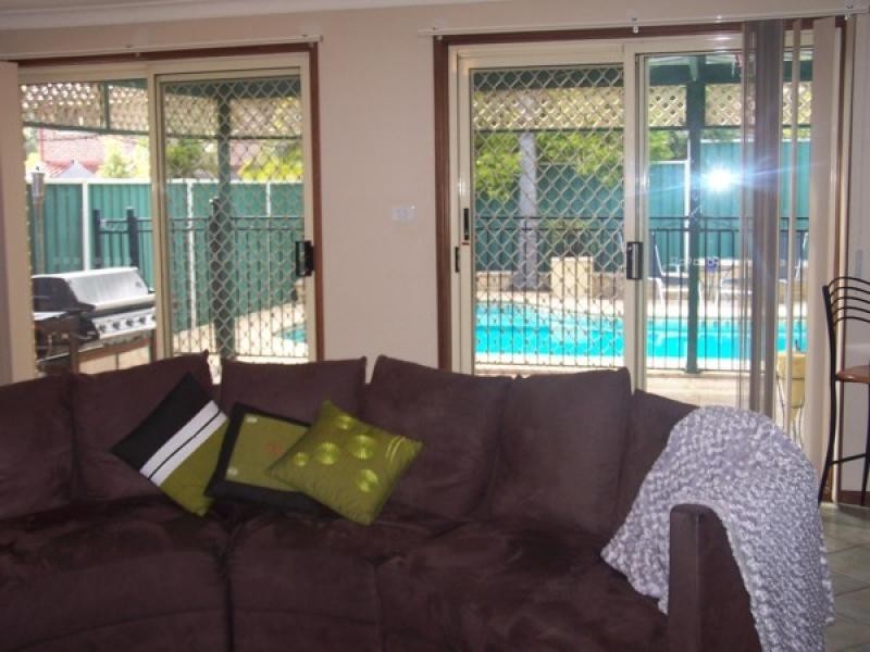 15  Candlebark Way NEW LAMBTON HEIGHTS 2305, New Lambton Heights NSW 2305