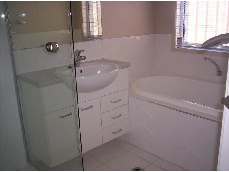 19 Lakeair  Circuit CAMERON PARK 2285, Cameron Park NSW 2285