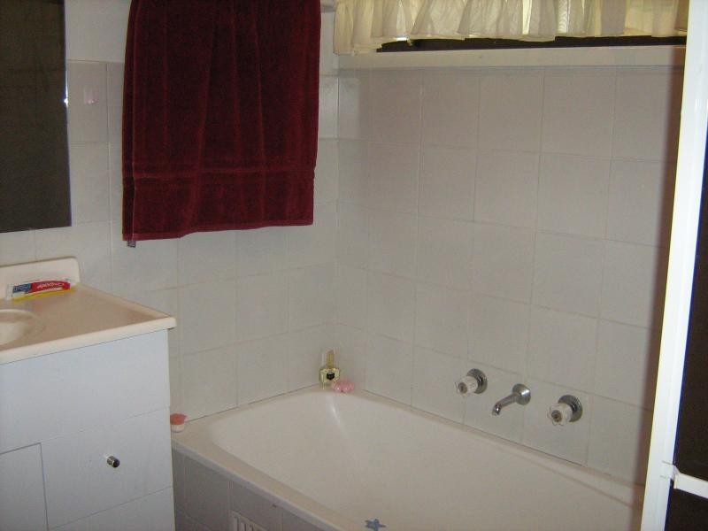 9 Lawson Street MACQUARIE HILLS 2285, Macquarie Hills NSW 2285