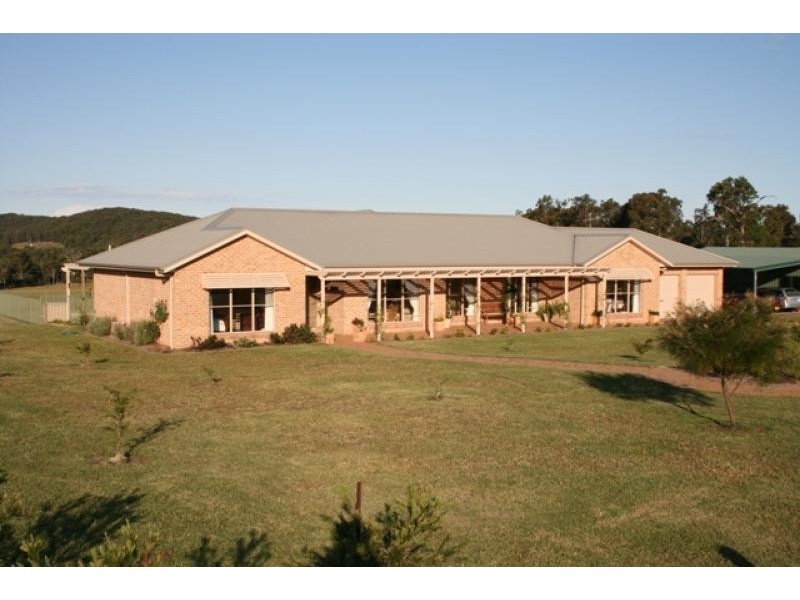 2 Halloran  Road TEA GARDENS 2324, Tea Gardens NSW 2324