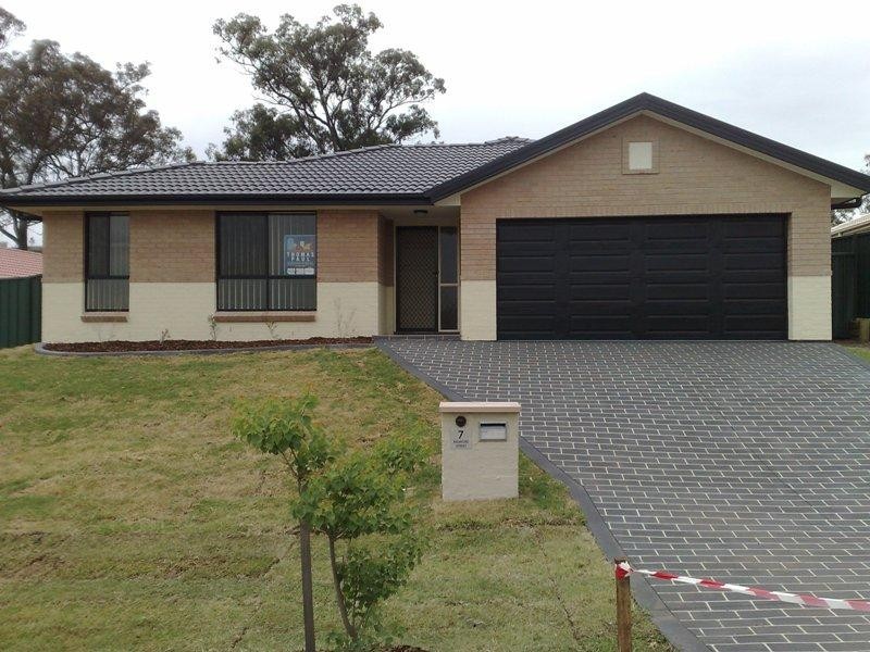 7 Belmore Street MUSWELLBROOK 2333, Muswellbrook NSW 2333